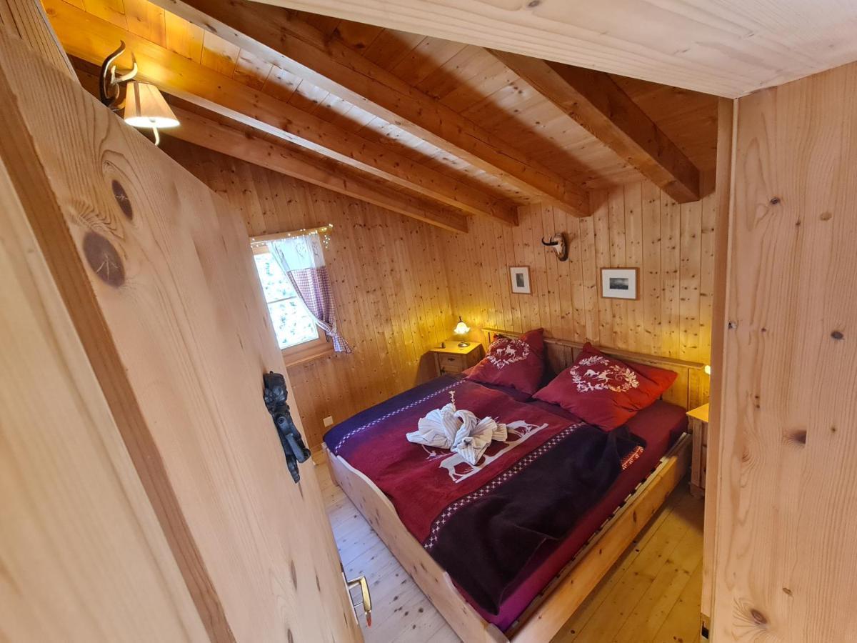 Ferienhaus & Ferienwohnung Winay Wayna Gotschna Blick Klosters-Serneus Extérieur photo