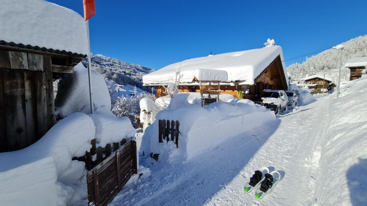 Ferienhaus & Ferienwohnung Winay Wayna Gotschna Blick Klosters-Serneus Extérieur photo
