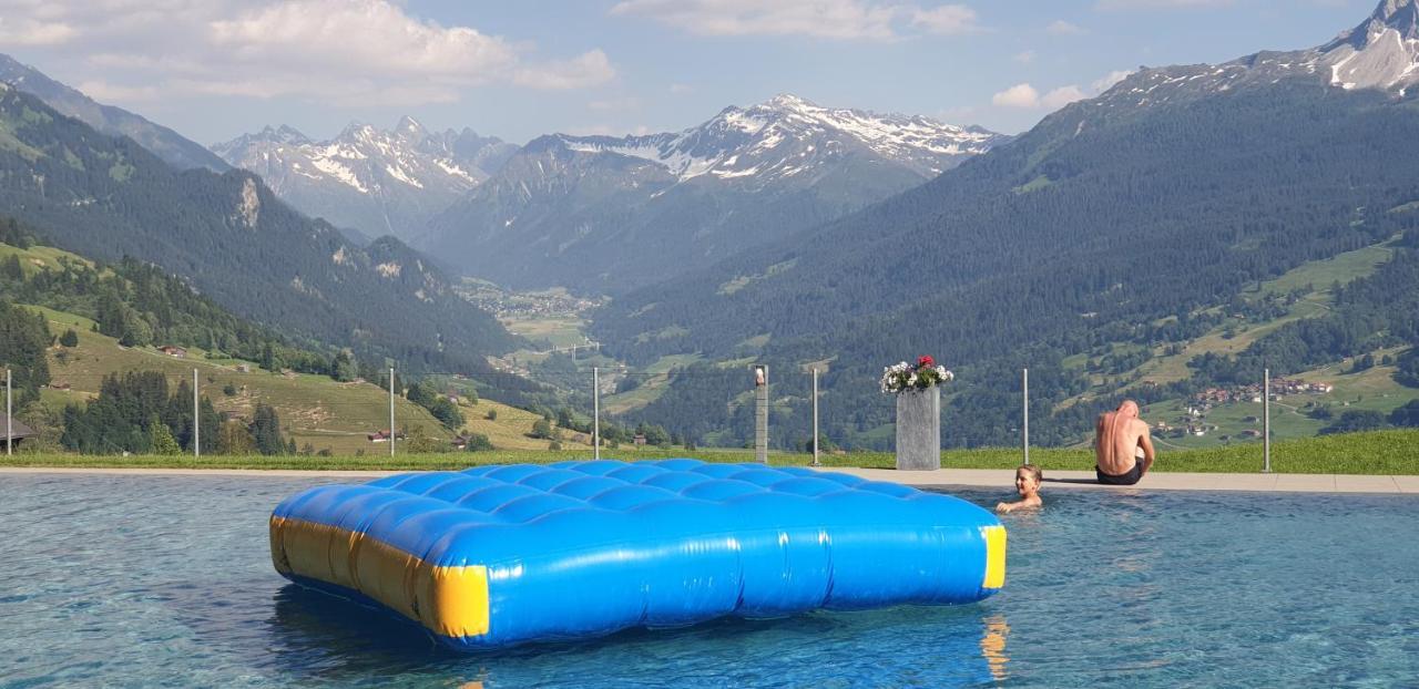 Ferienhaus & Ferienwohnung Winay Wayna Gotschna Blick Klosters-Serneus Extérieur photo